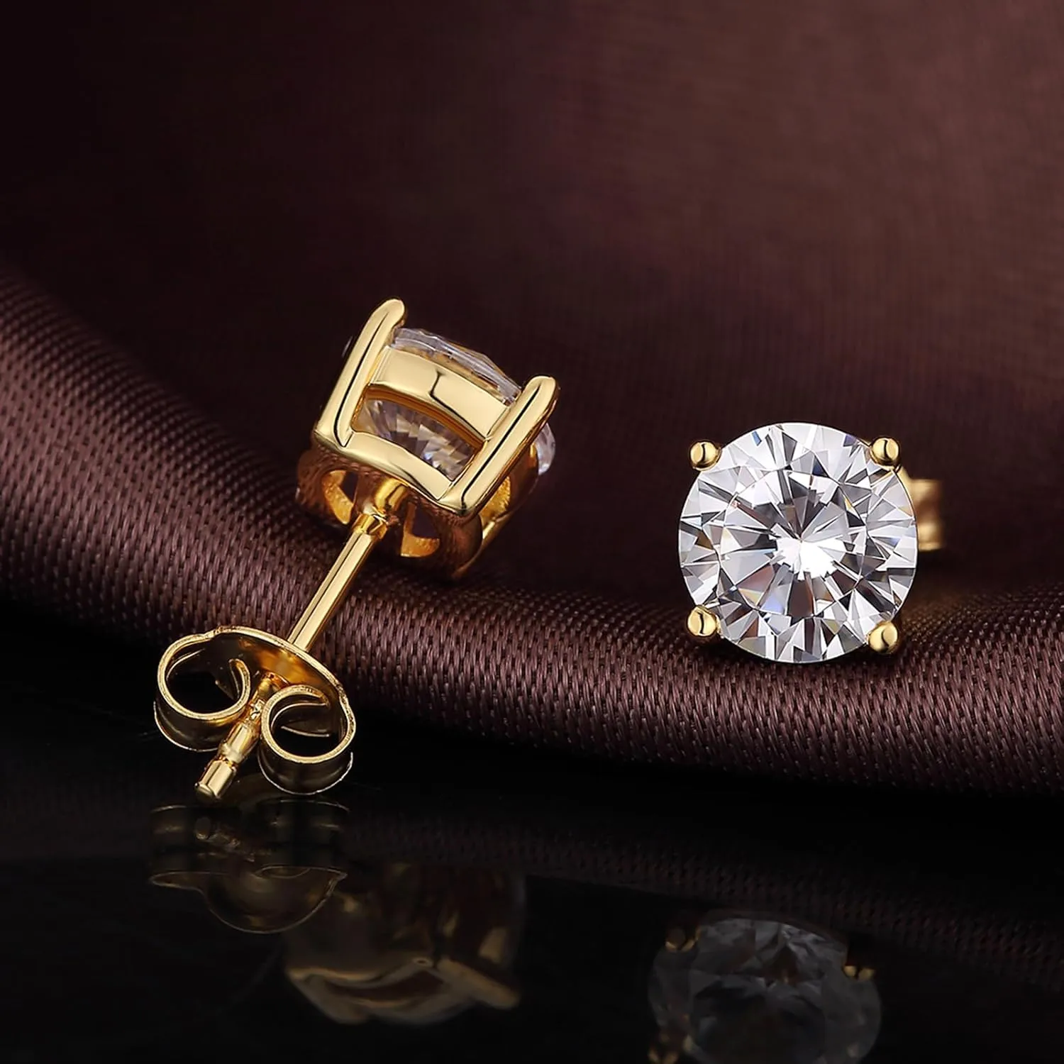 18K White Gold Plated Sparkling CZ Diamond Stud Earrings 925 Sterling Silver Cubic Zirconia Stud Earrings Hypoallergenic Simulated Diamond Stud Earrings for Women/Men 4MM-8MM