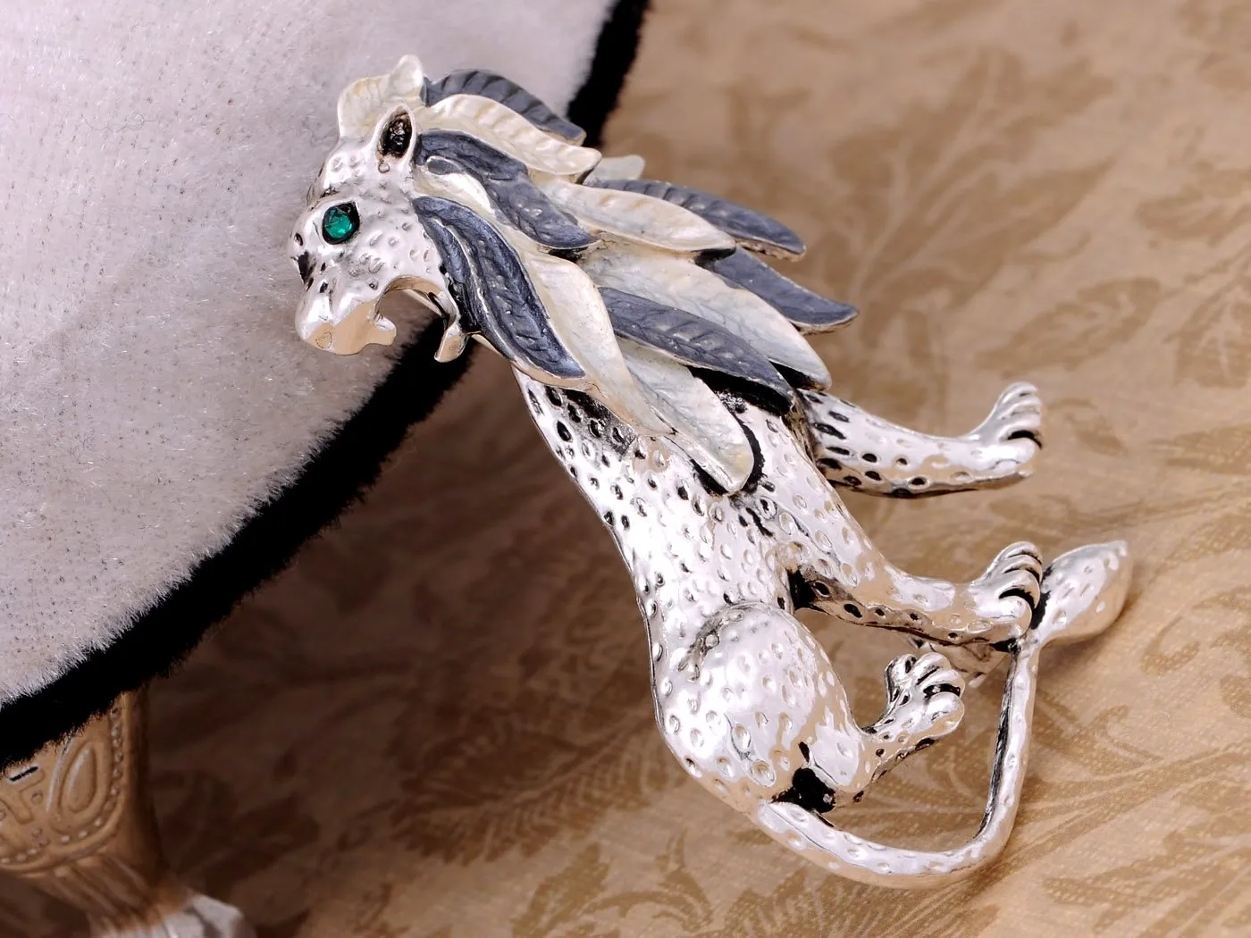 Alilang Silvery Tone Etched Grey Leaf Jungle Lion King Mane Brooch Pin