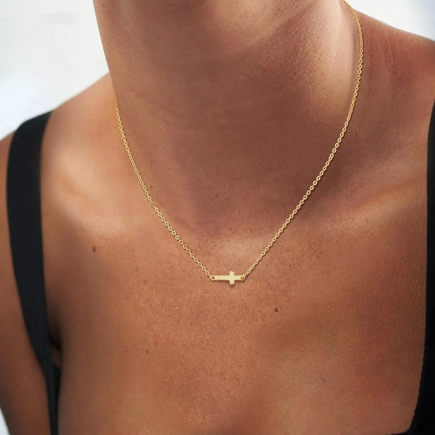 Cross Necklace for Women, 14K Gold/Silver Layered Cross Necklaces Dainty Cubic Zirconia Cross Necklaces Sideways Pearl Cross Choker Necklace for Women Trendy Necklace for Women Jewelry Gift