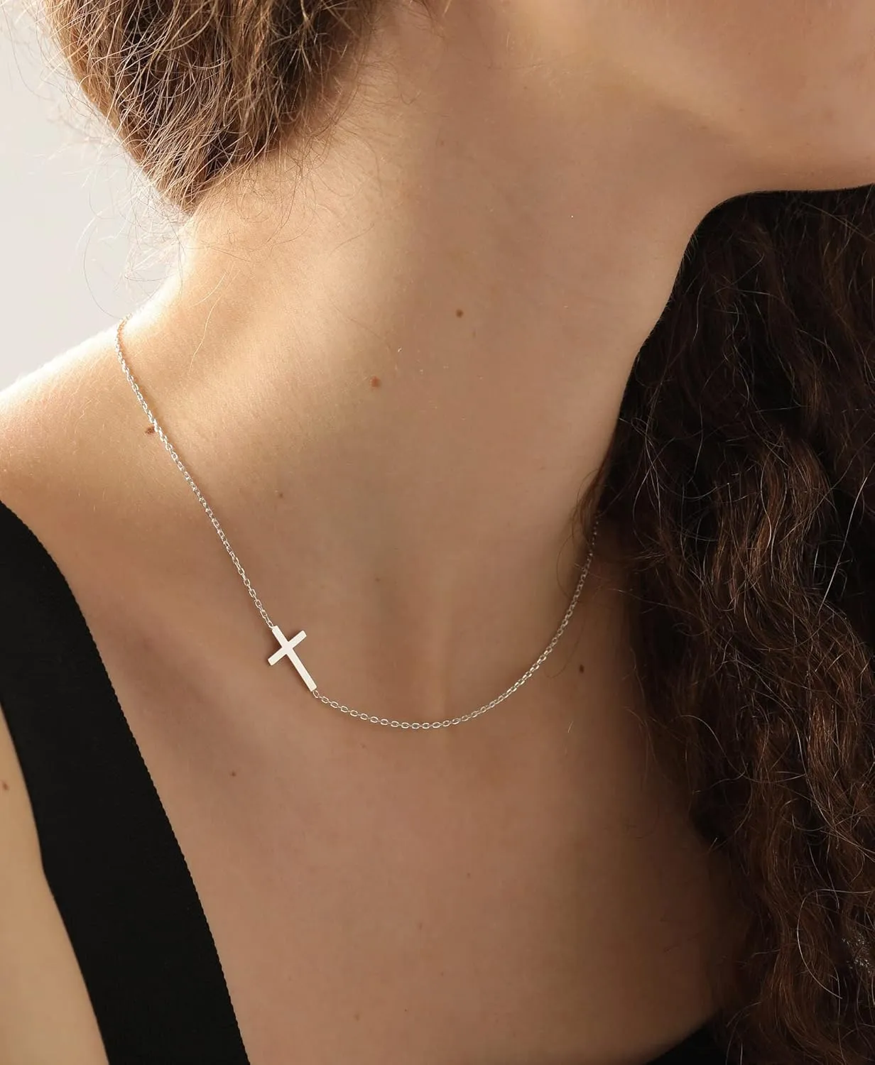 DEARMAY Dainty Cross Necklace for Women, Dainty 14k Gold Filled/Silver Cross Necklaces Simple Layered Small Cross Choker Necklace Thin Chain Necklaces Aesthetic Jewelry for Women Gift