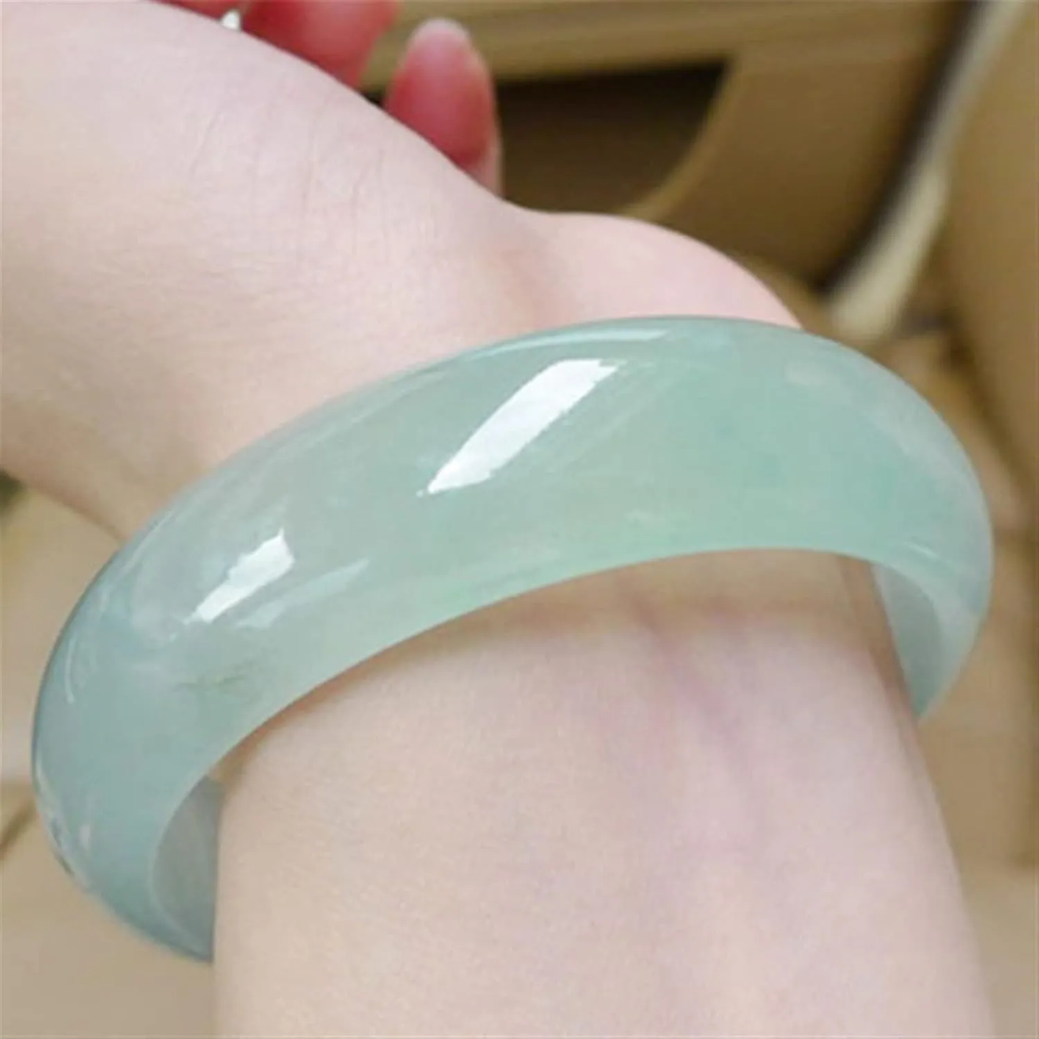 Green Jade Bangles Natural Handmade Bracelets Floating Flower Emerald Ladies Bracelet Jade Gift Bangles Lady PartyGift (Gem Color : 54-56MM)