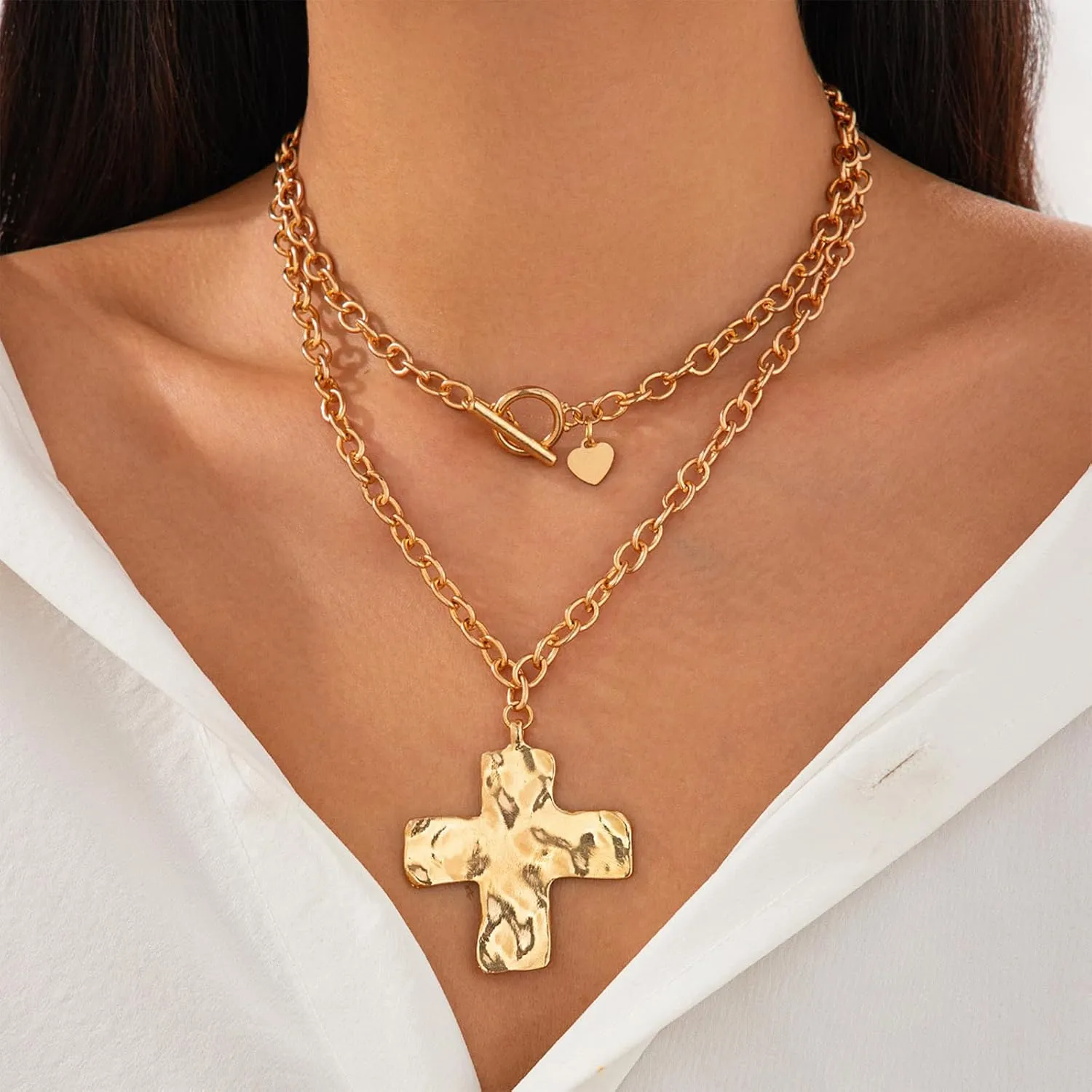 Layered Cross Necklace for Women Gothic Black Beaded Cross Choker Necklaces Chunky Gold Statement Cross Pendant Necklaces Vintage Halloween Jewelry
