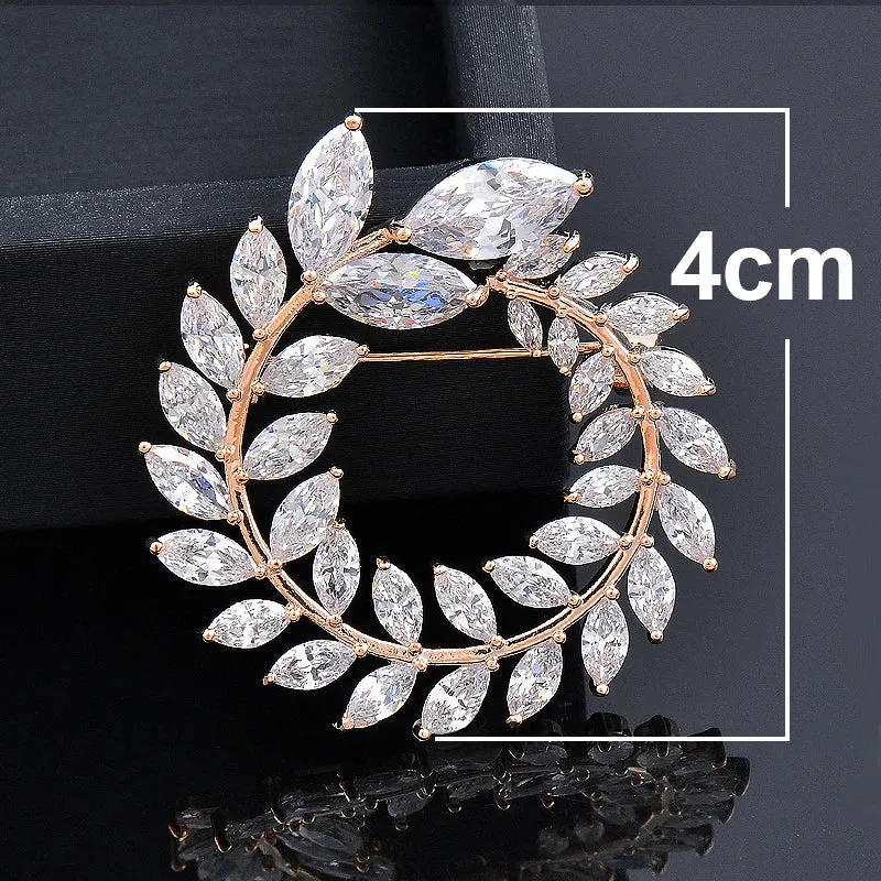 Luxurious Bowknot Owl Sailboat Crown Leaves Pearl Women's brooch