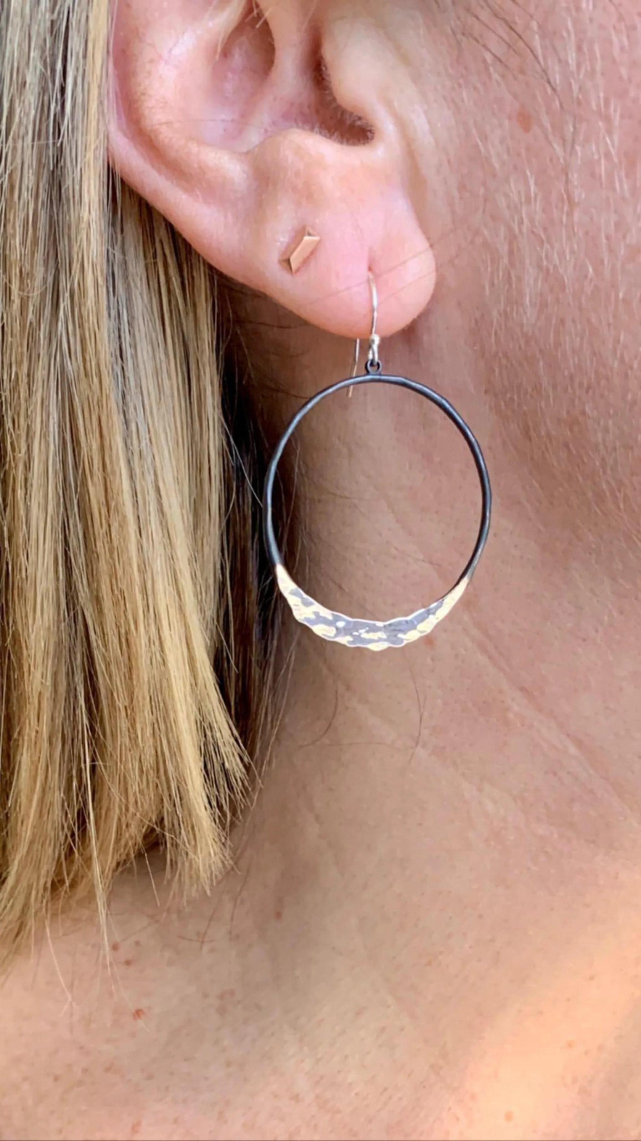 Medium Satin Shiny Eclipse Earrings E1625