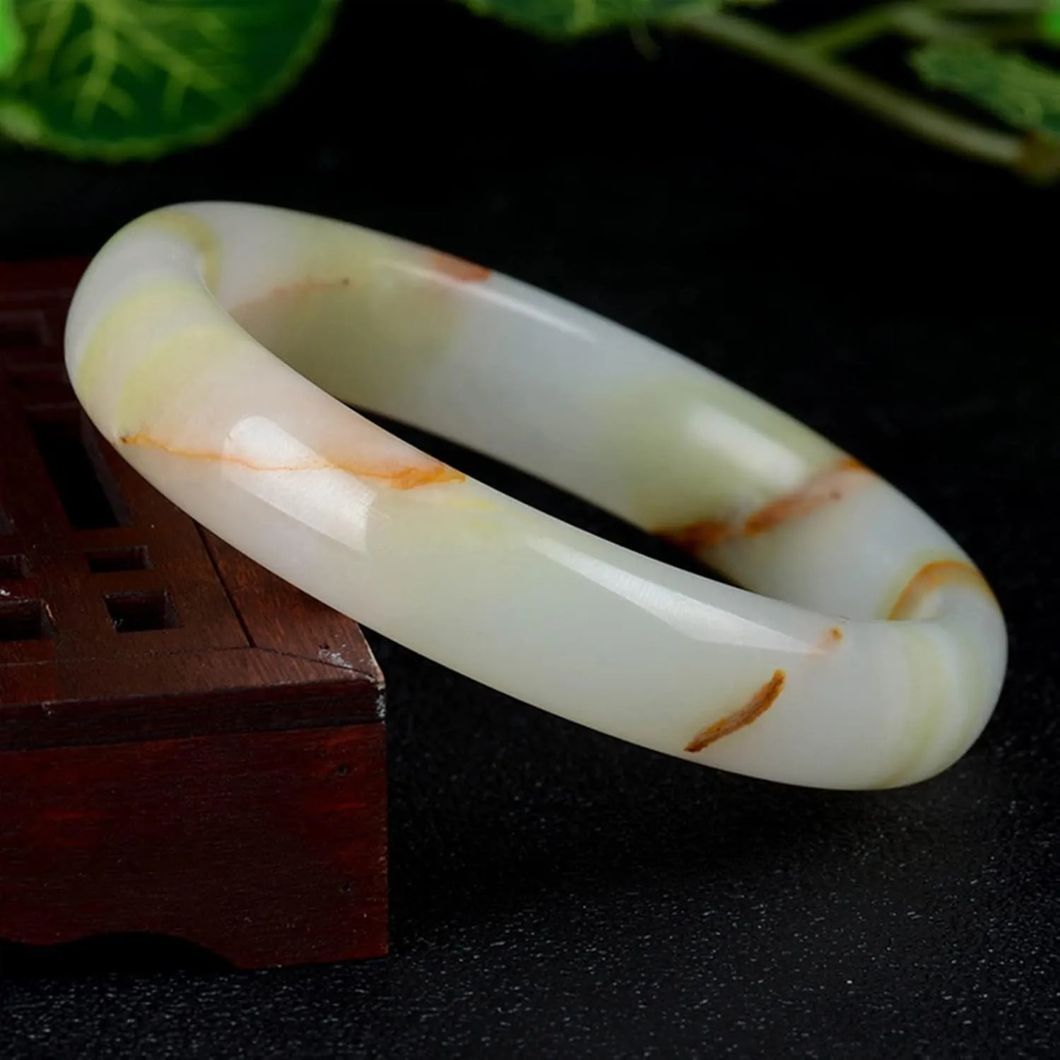 Natural Green Stone Bracelet Real Ice Silk Jades Bangle Bracelet Pretty Women Jades Jewelry Hand-Carved Bracelet (Gem Color : 61-62mm)