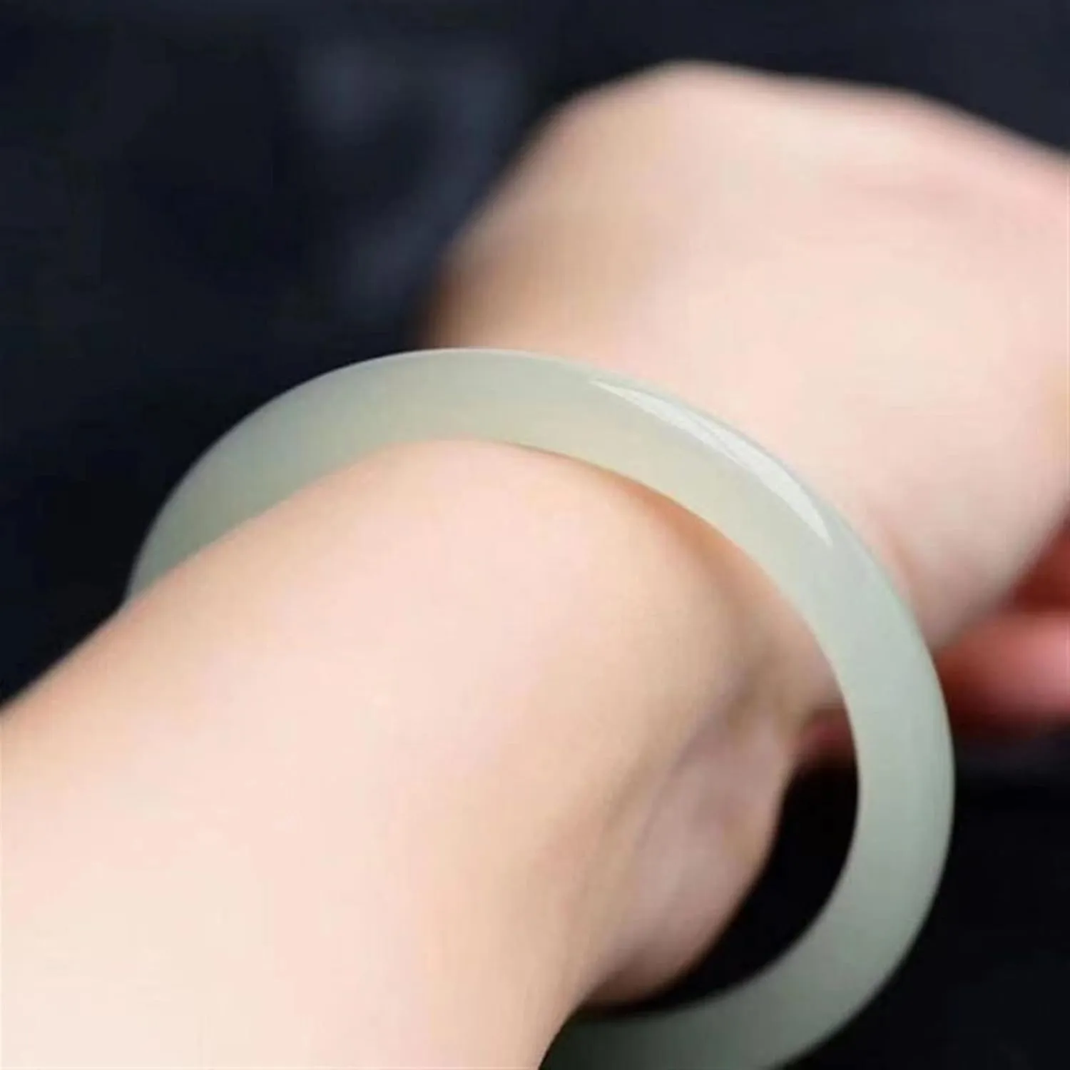 Natural White Jade Bracelet Women Real Chinese Jades Stone Accessories Jewellery Fashion Woman Fine Jewelry Bangles (Gem Color : 60mm)