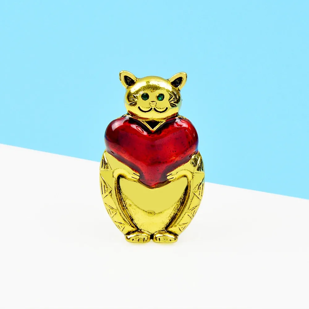New Arrival Hold Red Heart Cat Brooch Fashion Animal Pin Men And Women