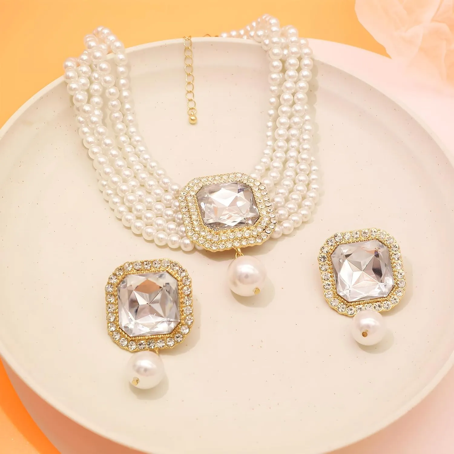Pearl Choker Necklace for Women Gold Crystal Rhinestone Pearl Collar Statement Necklaces Earrings Bridal Pearls Diamond jewelry Set for Wedding