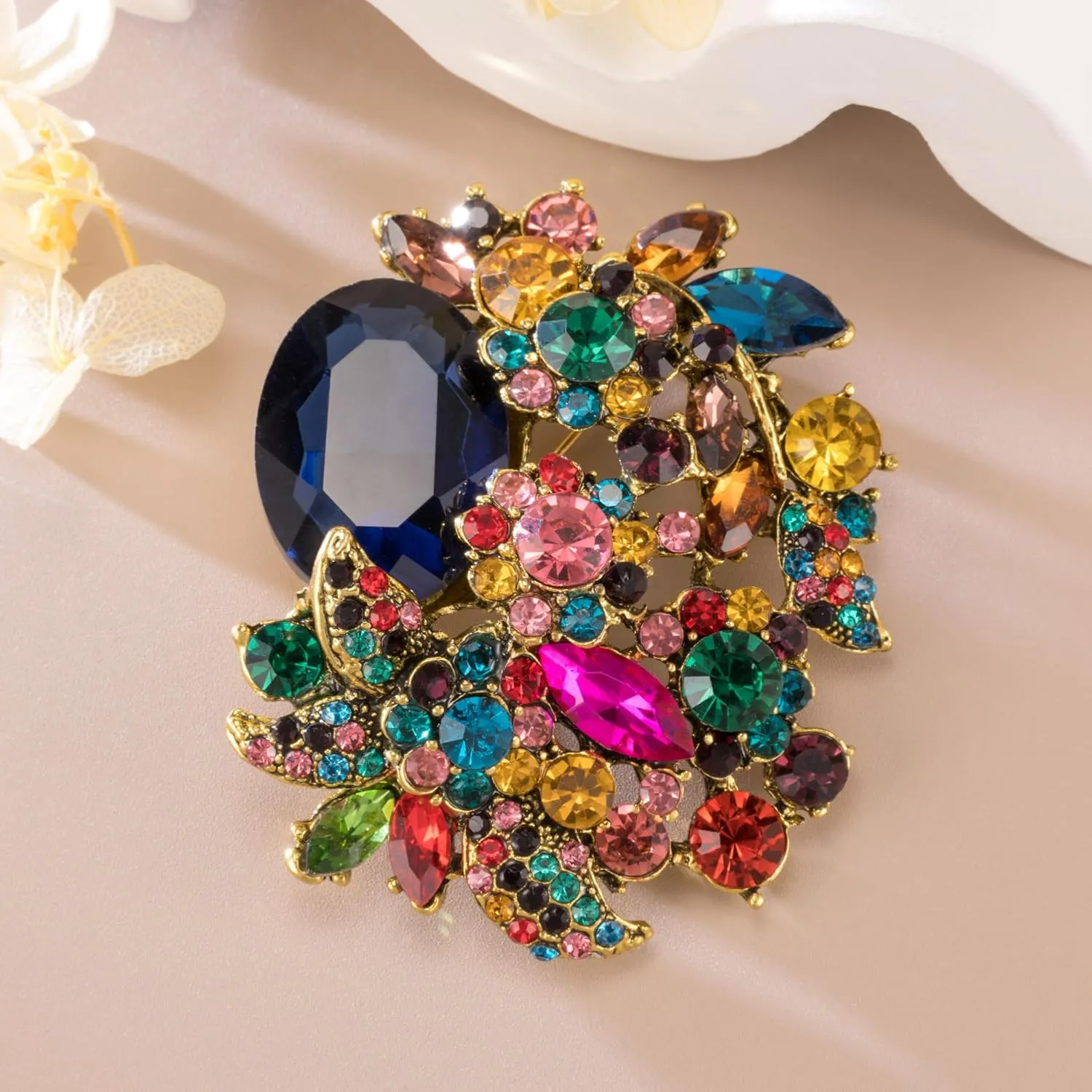 SELOVO Rhinestone Glitter Flower Brooch Pin Jewelry Scarf Accessory Vintage Gold Tone
