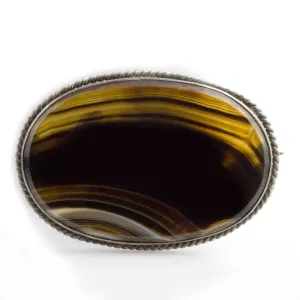 Victorian banded agate and sterling silver brooch. j-pnvc1045e