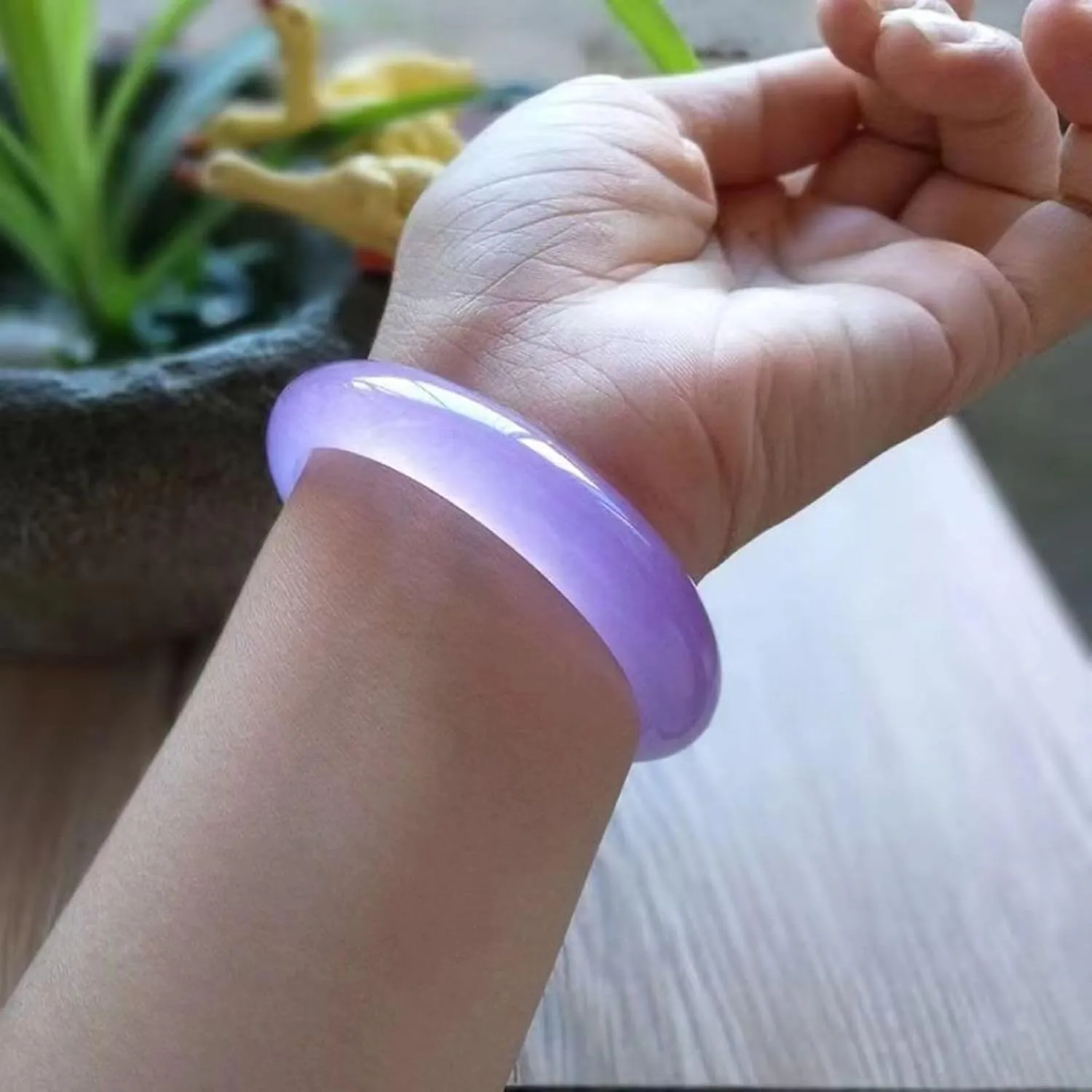 Women's Natural Jadeite Jade Bracelet ??Genuine Vintage Jade Bangle Bracelets Handmade with certificate