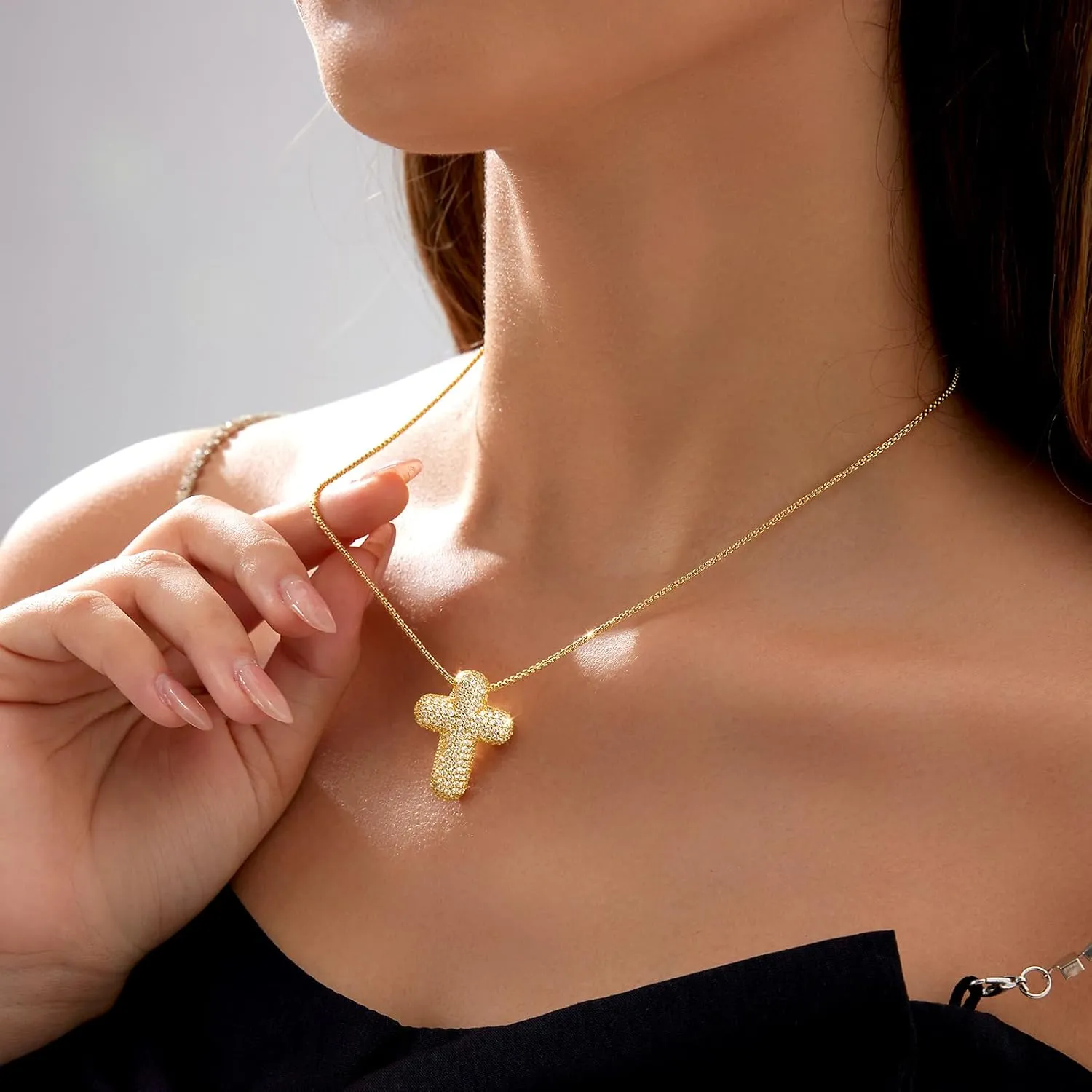 Zeffy Cross Necklace for Women,18K Gold/Silver Plated Tiny Cubic Zirconia Cross Pendant Necklace for Women Simple Layered Cross Necklaces for Women